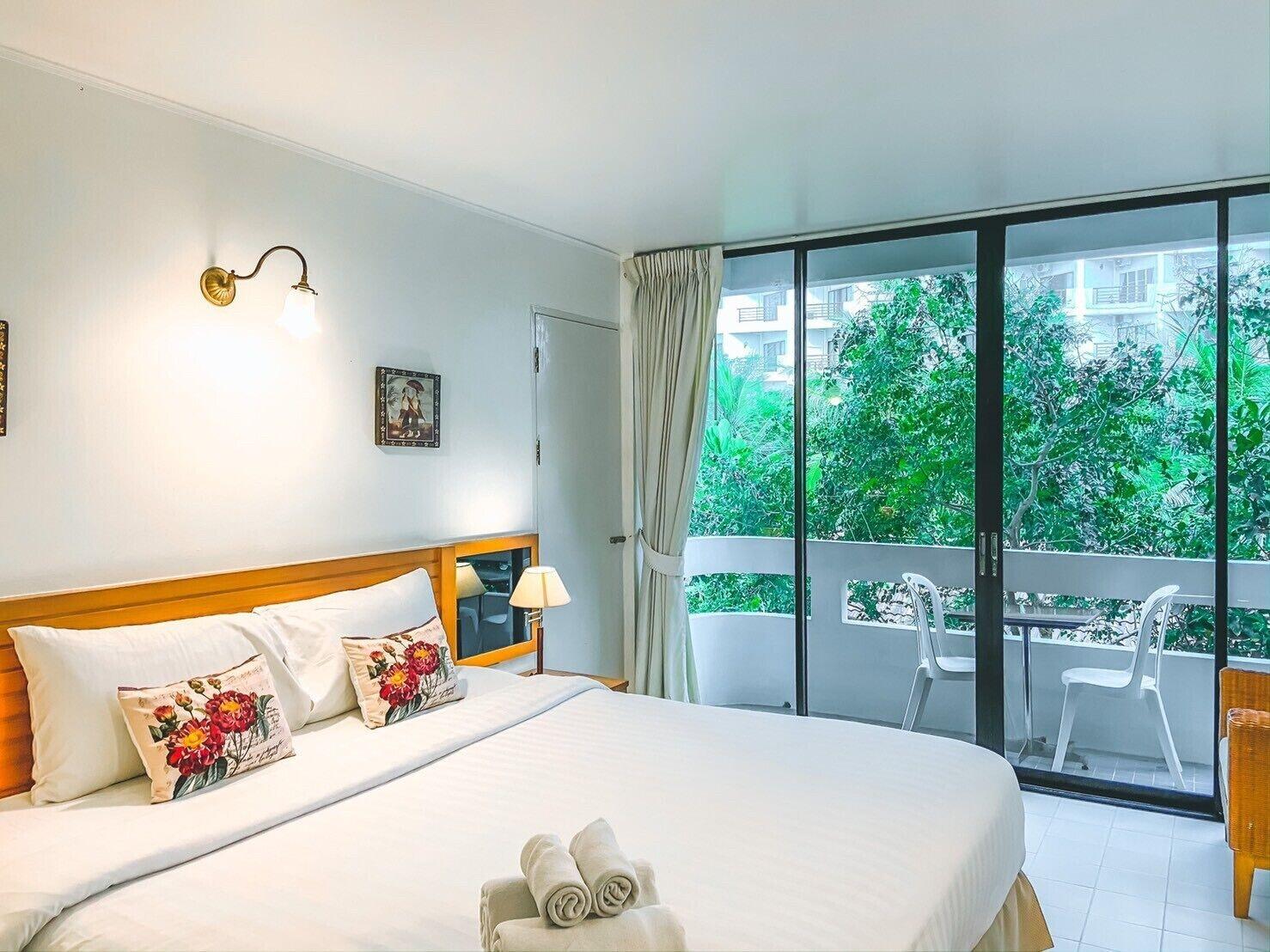 הואה הין Nern Chalet Beachfront Hotel מראה חיצוני תמונה
