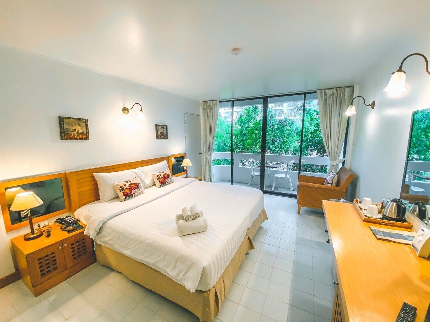 הואה הין Nern Chalet Beachfront Hotel מראה חיצוני תמונה