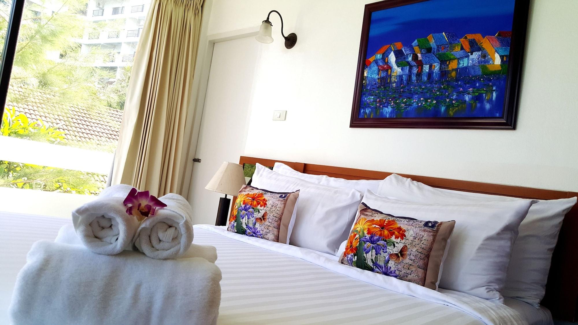 הואה הין Nern Chalet Beachfront Hotel מראה חיצוני תמונה