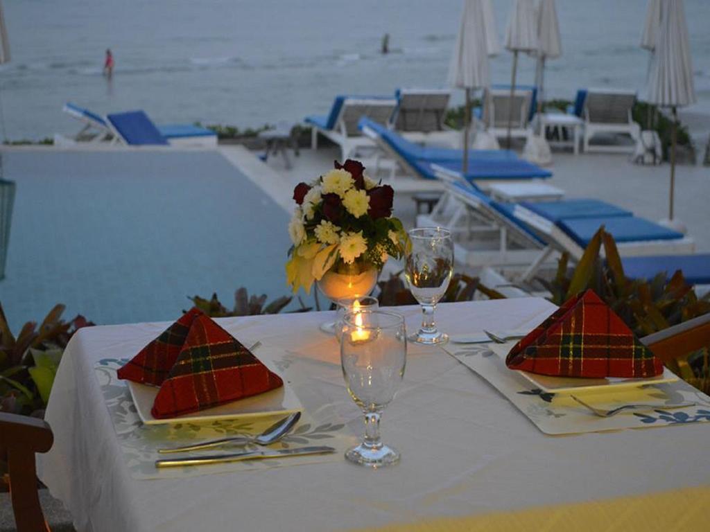 הואה הין Nern Chalet Beachfront Hotel מראה חיצוני תמונה