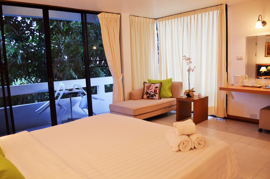 הואה הין Nern Chalet Beachfront Hotel מראה חיצוני תמונה