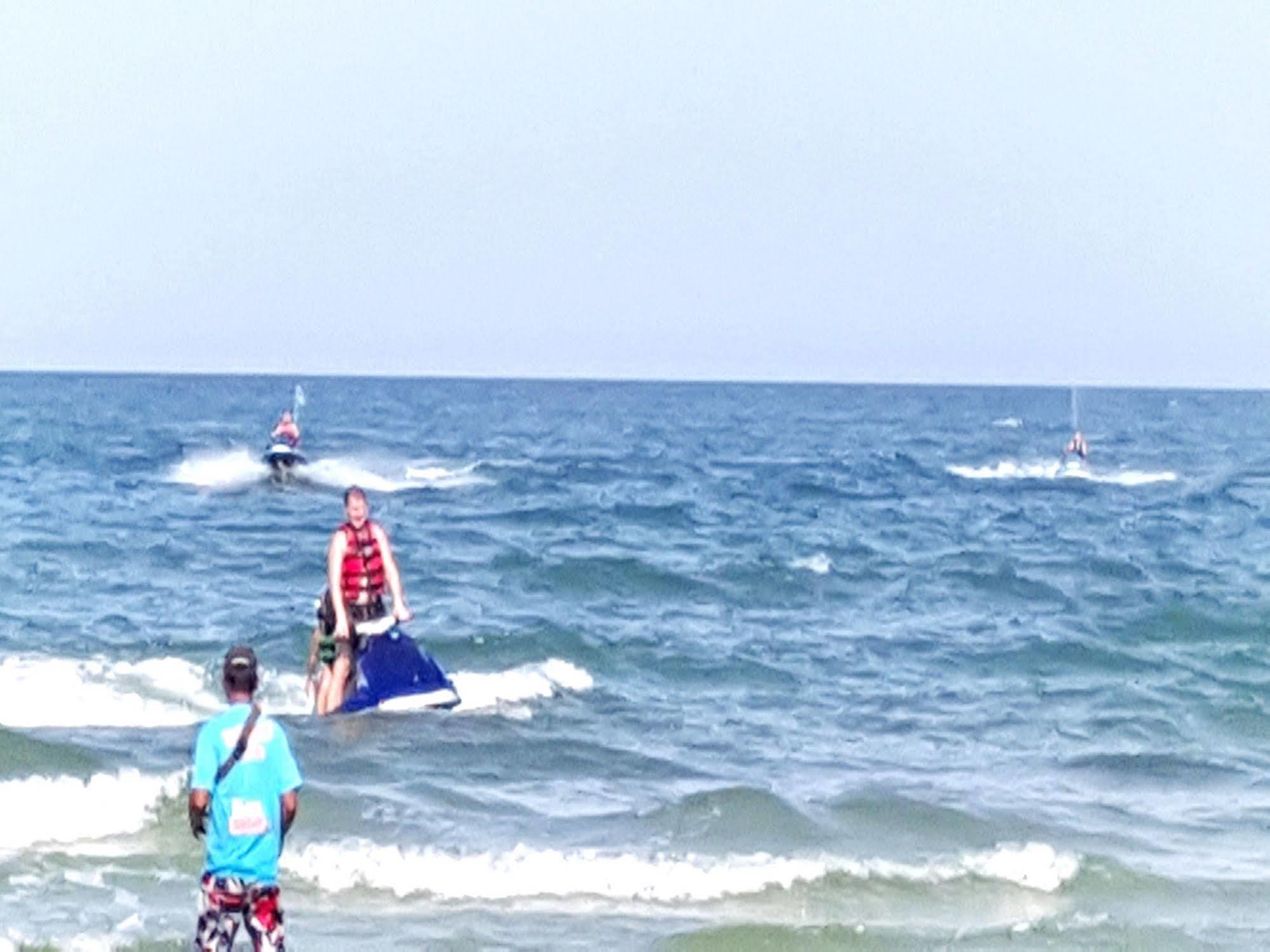 הואה הין Nern Chalet Beachfront Hotel מראה חיצוני תמונה
